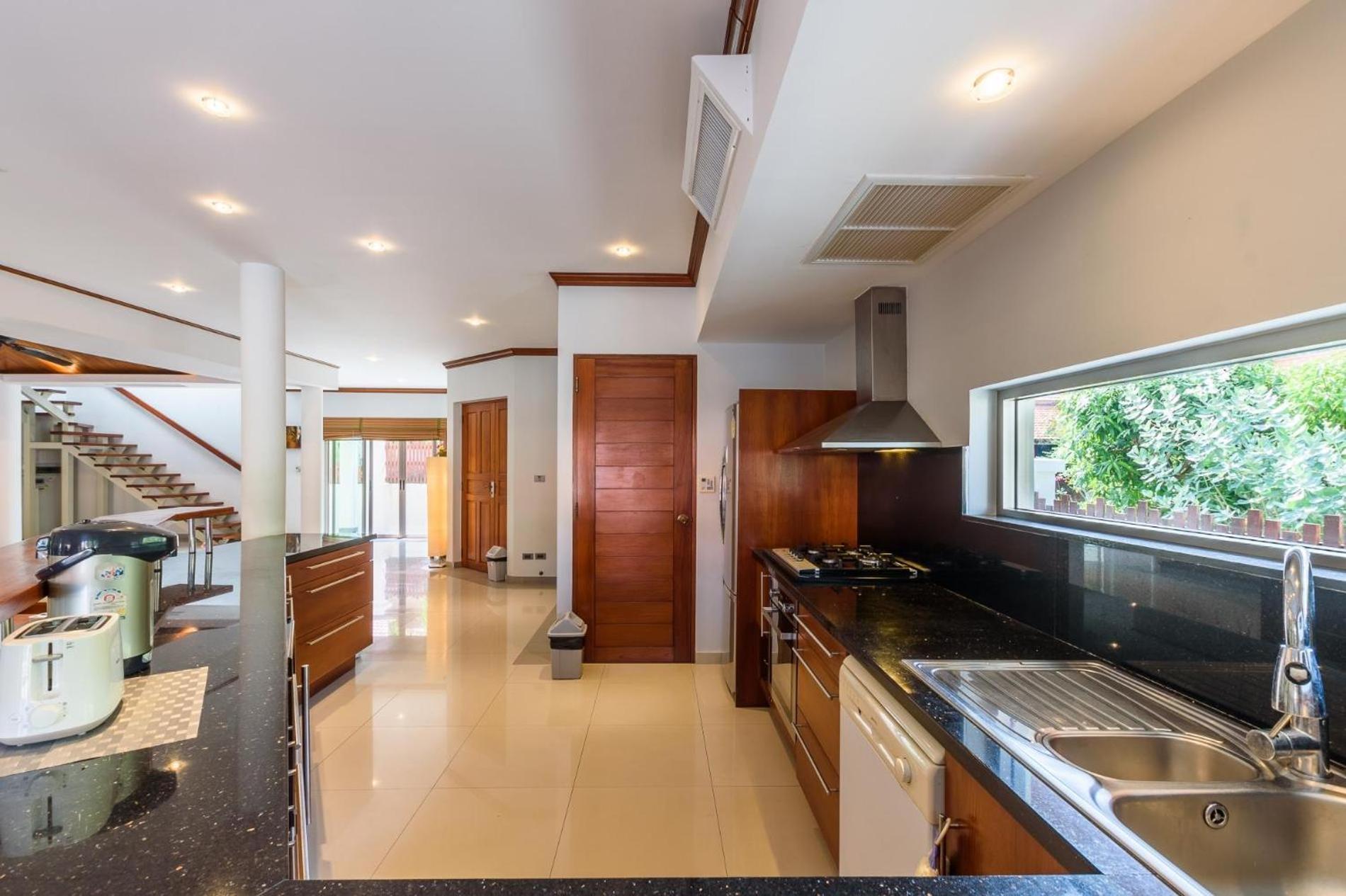 Amber Pool Villa Naiharn Rawai ภายนอก รูปภาพ