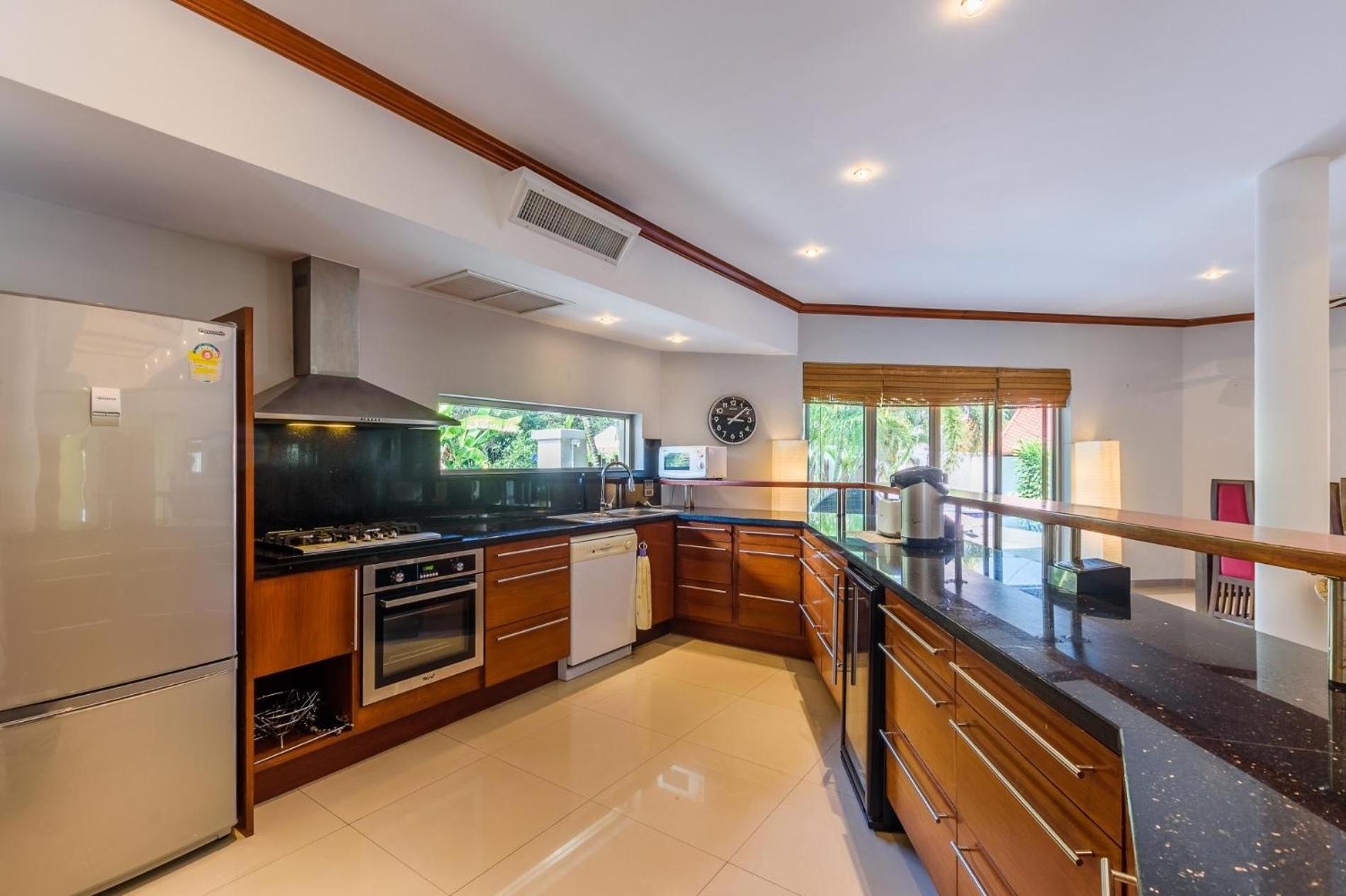 Amber Pool Villa Naiharn Rawai ภายนอก รูปภาพ